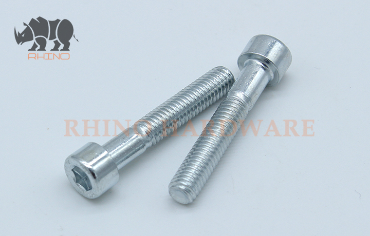 DIN912 Hex Cap Bolt 1